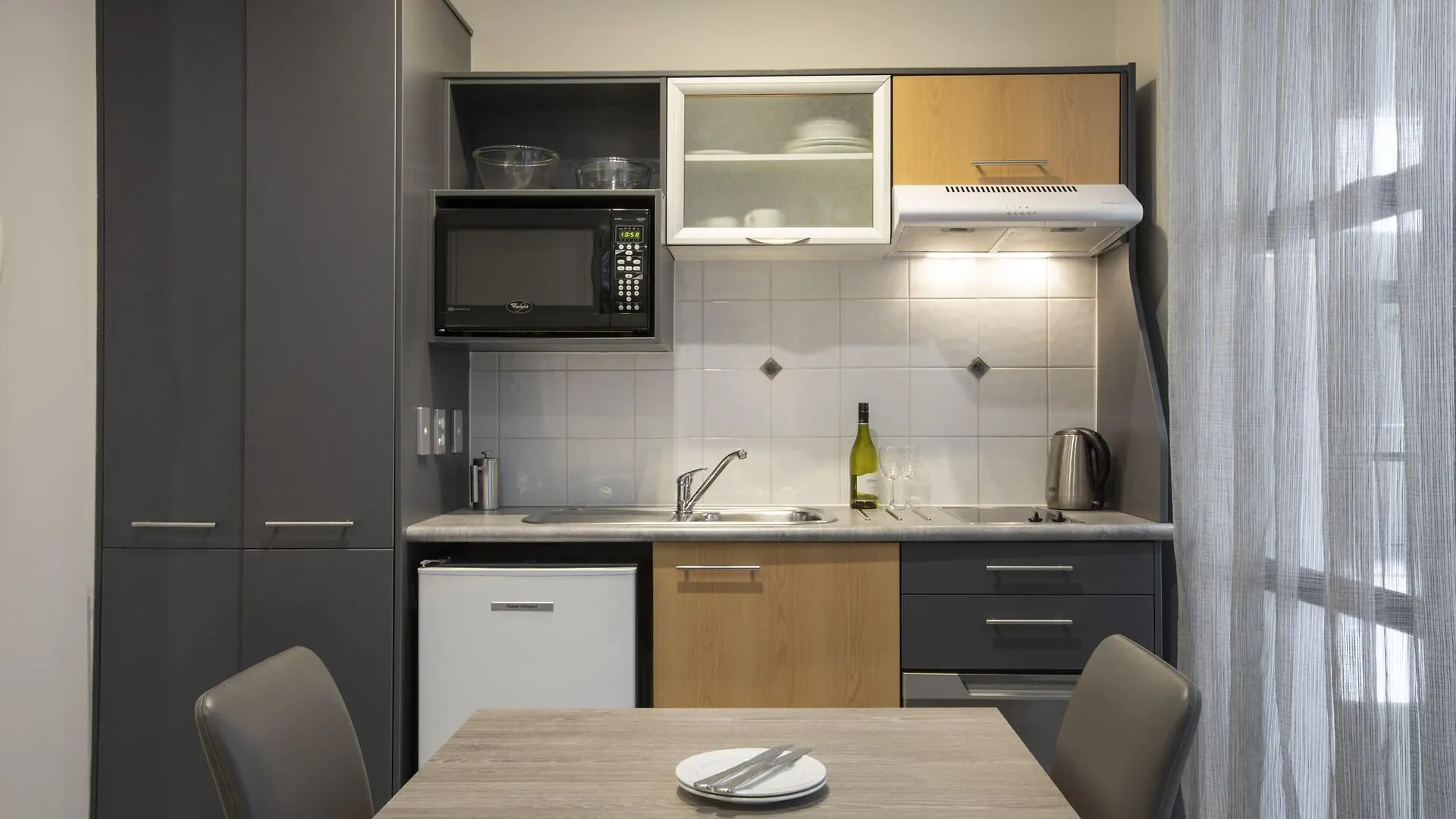 Quest Atrium Serviced Apartments Wellington 4*,  New Zealand