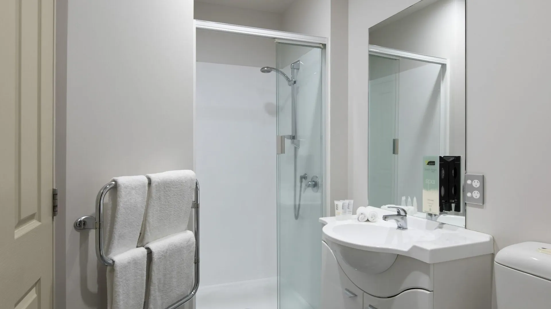 Quest Atrium Serviced Apartments Wellington New Zealand