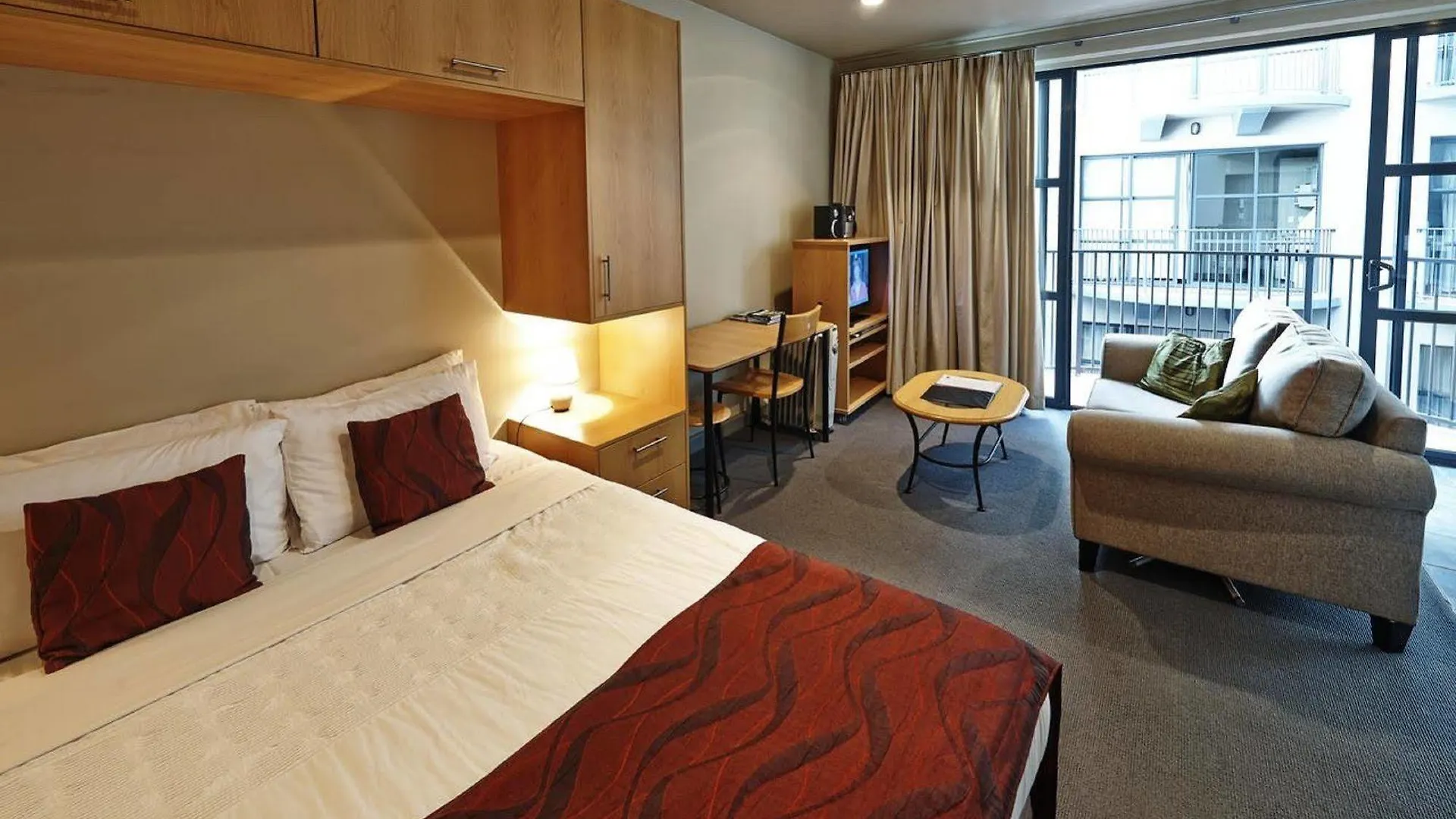 **** Aparthotel Quest Atrium Serviced Apartments Wellington New Zealand